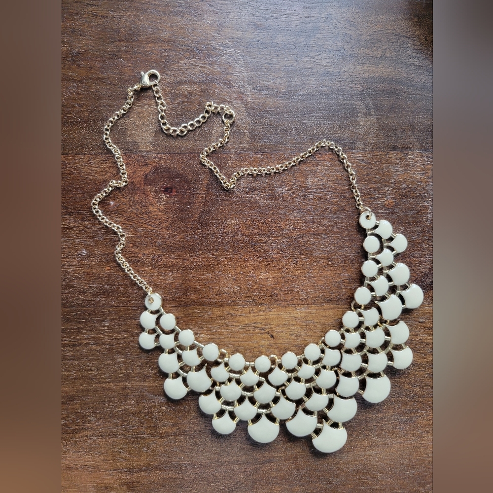 Beautiful statement necklace